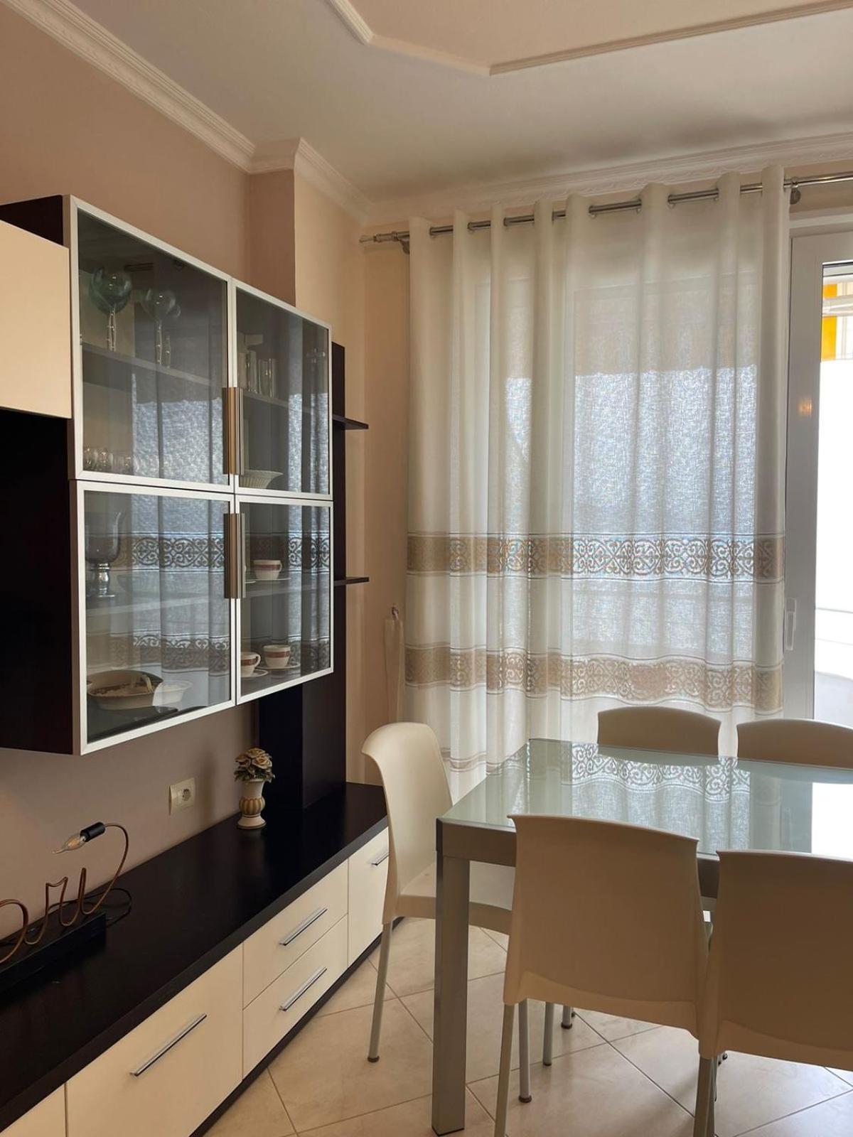 Visar Apartments Vlorë 외부 사진